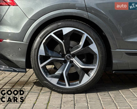 Серый Ауди SQ8, объемом двигателя 4 л и пробегом 15 тыс. км за 120000 $, фото 12 на Automoto.ua