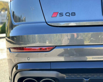 Серый Ауди SQ8, объемом двигателя 4 л и пробегом 31 тыс. км за 109000 $, фото 3 на Automoto.ua