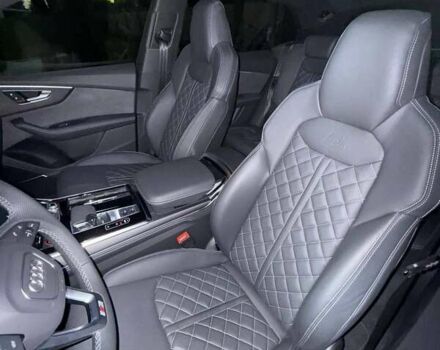 Ауди SQ8 2025 в Запорожье на Automoto.ua Серый Ауди SQ8, объемом двигателя 4 л и пробегом 9 тыс. км за 132500 $, фото 11 на Automoto.ua