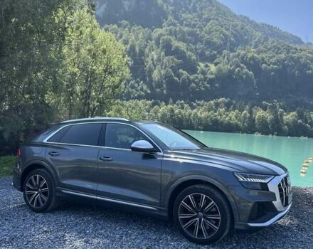 Серый Ауди SQ8, объемом двигателя 4 л и пробегом 179 тыс. км за 79000 $, фото 1 на Automoto.ua