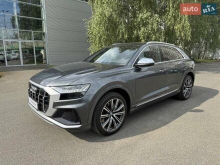 Ауди SQ8 2020 в Киеве на Automoto.ua Серый Ауди SQ8, объемом двигателя 4 л и пробегом 180 тыс. км за 69300 $, фото 1 на Automoto.ua