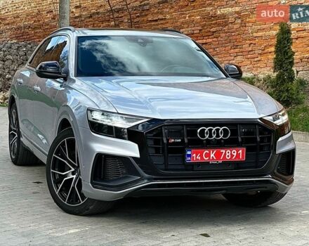 Серый Ауди SQ8, объемом двигателя 4 л и пробегом 189 тыс. км за 77999 $, фото 1 на Automoto.ua