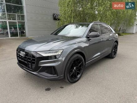 Ауди SQ8 2021 в Киеве на Automoto.ua Серый Ауди SQ8, объемом двигателя 4 л и пробегом 93 тыс. км за 71500 $, фото 1 на Automoto.ua