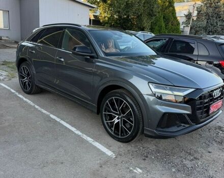 Серый Ауди SQ8, объемом двигателя 4 л и пробегом 92 тыс. км за 53900 $, фото 1 на Automoto.ua