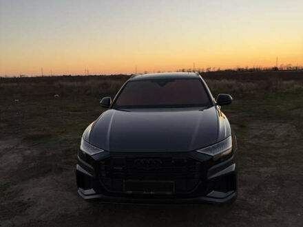 Сірий Ауді SQ8, об'ємом двигуна 4 л та пробігом 60 тис. км за 88000 $, фото 1 на Automoto.ua