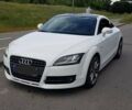 Белый Ауди ТТ, объемом двигателя 2 л и пробегом 287 тыс. км за 10400 $, фото 1 на Automoto.ua