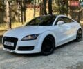 Белый Ауди ТТ, объемом двигателя 2 л и пробегом 138 тыс. км за 12900 $, фото 1 на Automoto.ua