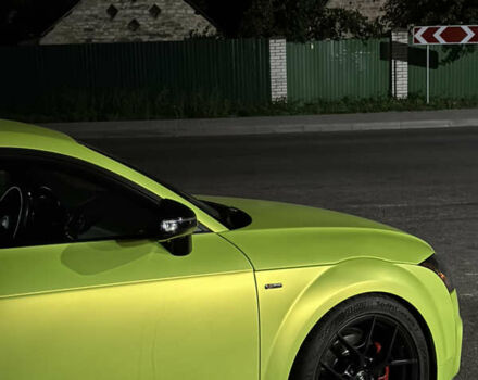 Белый Ауди ТТ, объемом двигателя 1.98 л и пробегом 220 тыс. км за 12500 $, фото 2 на Automoto.ua