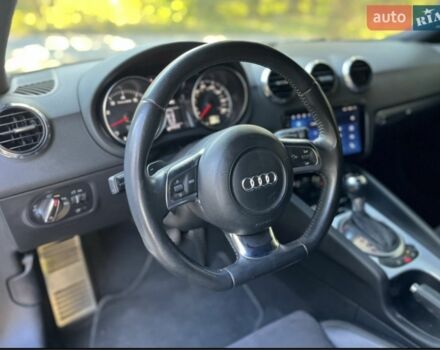 Белый Ауди ТТ, объемом двигателя 2 л и пробегом 138 тыс. км за 12900 $, фото 7 на Automoto.ua