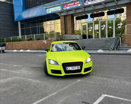 Белый Ауди ТТ, объемом двигателя 1.98 л и пробегом 220 тыс. км за 12500 $, фото 1 на Automoto.ua