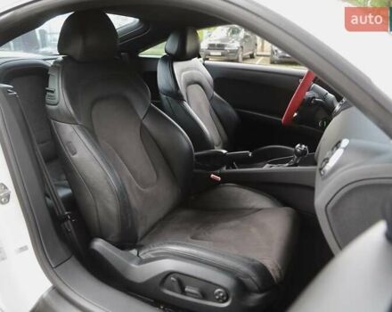 Белый Ауди ТТ, объемом двигателя 1.98 л и пробегом 143 тыс. км за 15000 $, фото 8 на Automoto.ua