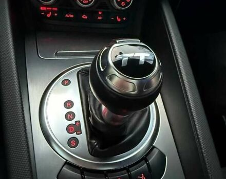 Білий Ауді TT, об'ємом двигуна 1.98 л та пробігом 184 тис. км за 13800 $, фото 16 на Automoto.ua