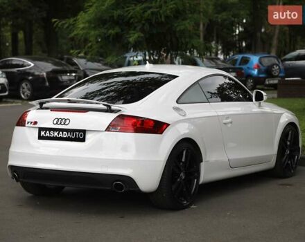 Белый Ауди ТТ, объемом двигателя 1.98 л и пробегом 143 тыс. км за 15000 $, фото 5 на Automoto.ua