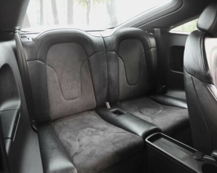 Білий Ауді TT, об'ємом двигуна 2 л та пробігом 143 тис. км за 15000 $, фото 7 на Automoto.ua