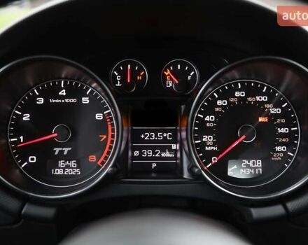 Белый Ауди ТТ, объемом двигателя 1.98 л и пробегом 143 тыс. км за 15000 $, фото 13 на Automoto.ua