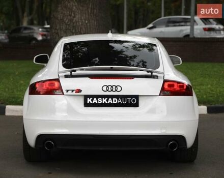 Белый Ауди ТТ, объемом двигателя 1.98 л и пробегом 143 тыс. км за 15000 $, фото 4 на Automoto.ua