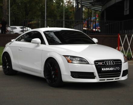 Білий Ауді TT, об'ємом двигуна 2 л та пробігом 143 тис. км за 15000 $, фото 2 на Automoto.ua