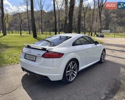 Білий Ауді TT, об'ємом двигуна 1.98 л та пробігом 119 тис. км за 26500 $, фото 19 на Automoto.ua