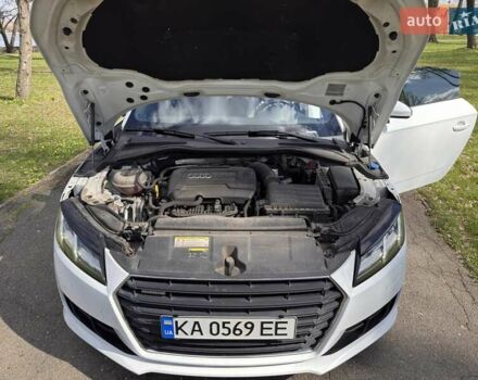 Білий Ауді TT, об'ємом двигуна 1.98 л та пробігом 119 тис. км за 26500 $, фото 11 на Automoto.ua