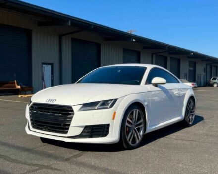 Белый Ауди ТТ, объемом двигателя 2 л и пробегом 76 тыс. км за 10900 $, фото 1 на Automoto.ua