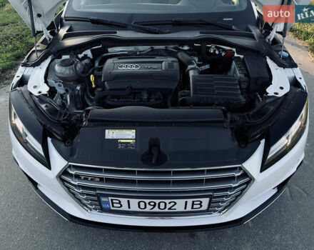 Білий Ауді TT, об'ємом двигуна 1.98 л та пробігом 95 тис. км за 21999 $, фото 5 на Automoto.ua