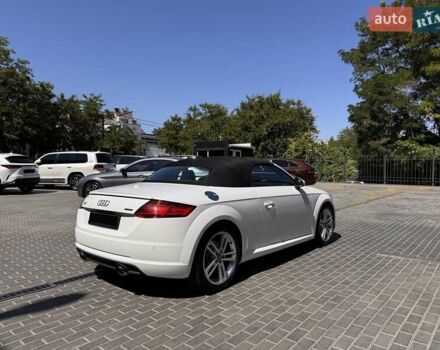 Білий Ауді TT, об'ємом двигуна 1.98 л та пробігом 71 тис. км за 25900 $, фото 14 на Automoto.ua