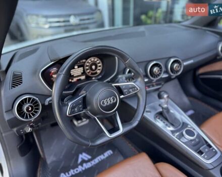 Білий Ауді TT, об'ємом двигуна 1.98 л та пробігом 71 тис. км за 25900 $, фото 23 на Automoto.ua