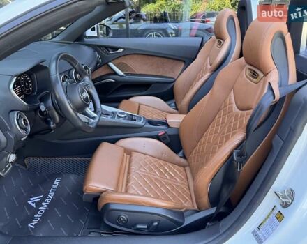 Білий Ауді TT, об'ємом двигуна 1.98 л та пробігом 71 тис. км за 25900 $, фото 21 на Automoto.ua