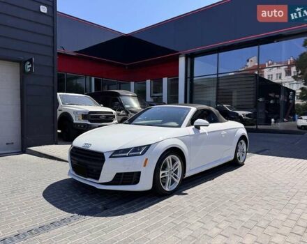 Білий Ауді TT, об'ємом двигуна 1.98 л та пробігом 71 тис. км за 25900 $, фото 10 на Automoto.ua