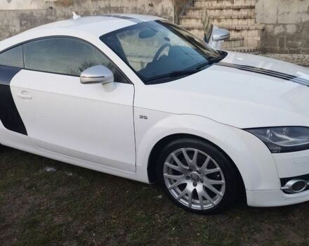 Белый Ауди ТТ, объемом двигателя 1.98 л и пробегом 177 тыс. км за 9300 $, фото 1 на Automoto.ua