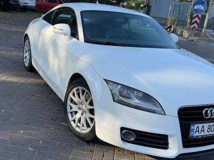 Белый Ауди ТТ, объемом двигателя 1.98 л и пробегом 125 тыс. км за 13900 $, фото 1 на Automoto.ua