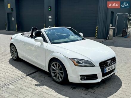 Білий Ауді TT, об'ємом двигуна 1.98 л та пробігом 153 тис. км за 13000 $, фото 1 на Automoto.ua
