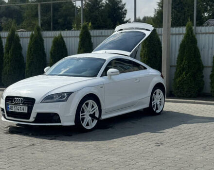 Білий Ауді TT, об'ємом двигуна 2 л та пробігом 100 тис. км за 23000 $, фото 1 на Automoto.ua