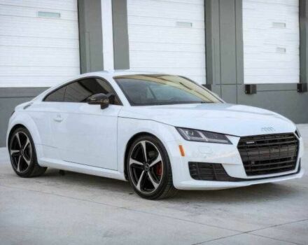 Белый Ауди ТТ, объемом двигателя 2 л и пробегом 56 тыс. км за 7500 $, фото 1 на Automoto.ua