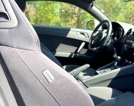 Бежевый Ауди ТТ, объемом двигателя 20 л и пробегом 125 тыс. км за 13800 $, фото 5 на Automoto.ua