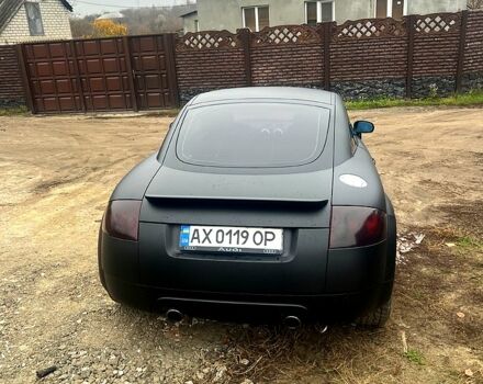 Черный Ауди ТТ, объемом двигателя 1.8 л и пробегом 280 тыс. км за 6500 $, фото 4 на Automoto.ua