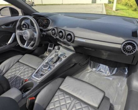 Чорний Ауді TT, об'ємом двигуна 2 л та пробігом 76 тис. км за 16200 $, фото 11 на Automoto.ua