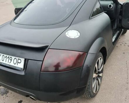 Черный Ауди ТТ, объемом двигателя 1.8 л и пробегом 283 тыс. км за 5700 $, фото 10 на Automoto.ua