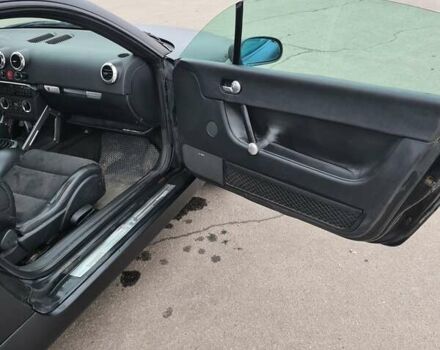 Черный Ауди ТТ, объемом двигателя 1.8 л и пробегом 283 тыс. км за 5700 $, фото 8 на Automoto.ua