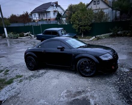 Черный Ауди ТТ, объемом двигателя 1.8 л и пробегом 450 тыс. км за 3200 $, фото 2 на Automoto.ua