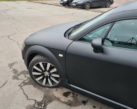 Черный Ауди ТТ, объемом двигателя 1.8 л и пробегом 283 тыс. км за 5700 $, фото 1 на Automoto.ua