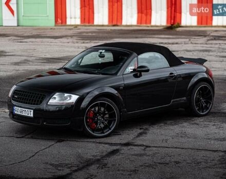 Черный Ауди ТТ, объемом двигателя 1.8 л и пробегом 262 тыс. км за 8000 $, фото 1 на Automoto.ua