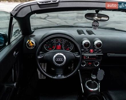 Черный Ауди ТТ, объемом двигателя 1.8 л и пробегом 262 тыс. км за 8000 $, фото 65 на Automoto.ua
