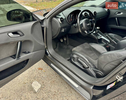 Ауди ТТ 2006 в Киеве на Automoto.ua Черный Ауди ТТ, объемом двигателя 1.98 л и пробегом 178 тыс. км за 9900 $, фото 9 на Automoto.ua