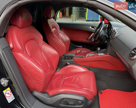 Черный Ауди ТТ, объемом двигателя 2 л и пробегом 180 тыс. км за 9900 $, фото 13 на Automoto.ua