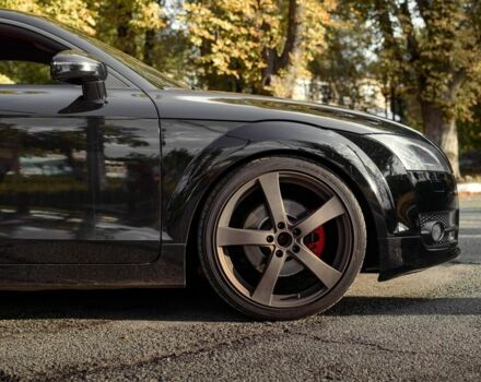 Черный Ауди ТТ, объемом двигателя 2 л и пробегом 180 тыс. км за 10500 $, фото 5 на Automoto.ua