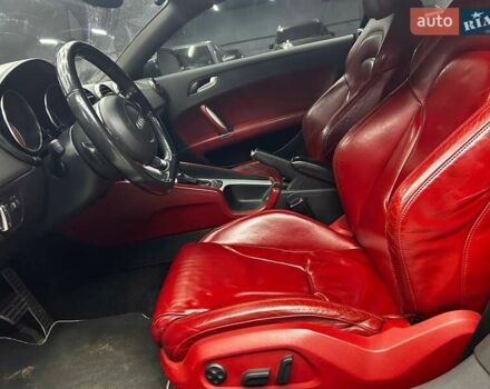 Чорний Ауді TT, об'ємом двигуна 1.98 л та пробігом 204 тис. км за 10000 $, фото 8 на Automoto.ua