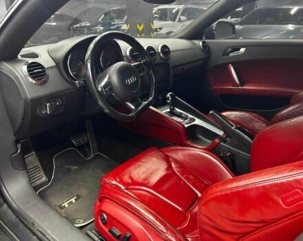 Черный Ауди ТТ, объемом двигателя 2 л и пробегом 204 тыс. км за 10000 $, фото 9 на Automoto.ua