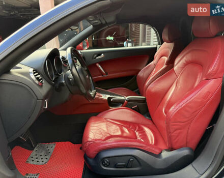 Черный Ауди ТТ, объемом двигателя 2 л и пробегом 180 тыс. км за 9900 $, фото 10 на Automoto.ua