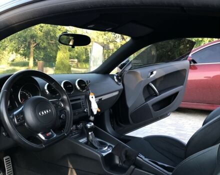 Чорний Ауді TT, об'ємом двигуна 2 л та пробігом 305 тис. км за 12500 $, фото 6 на Automoto.ua